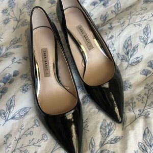 Zara Basic Black Pumps